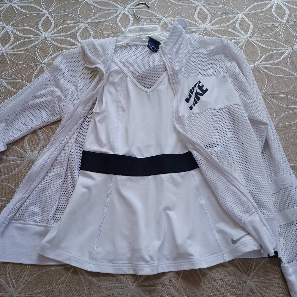 Set Nike Mesh Jacket and Dri Fit Top